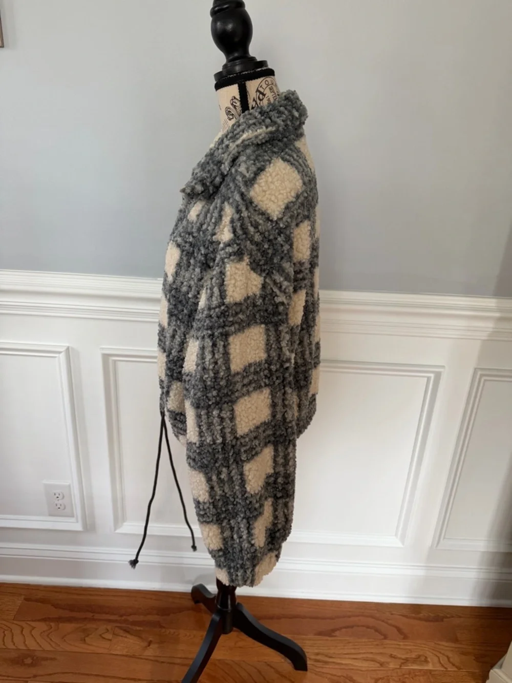 Alter’d State Plaid Sherpa Zip Jacket – Size‎ Large